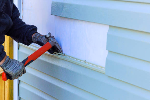 Reliable Siding Replacement contractor in Chillicothe, IL by Squared Siding